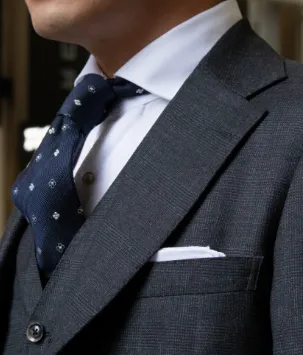 ROtailorのスーツ撮影